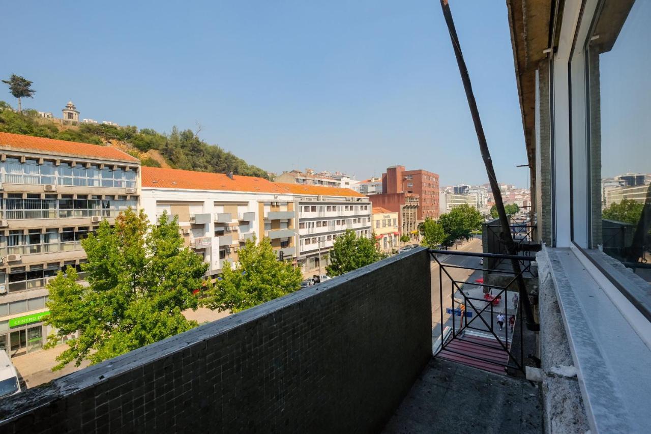 Bus Station Suites & Studios Coimbra Bagian luar foto